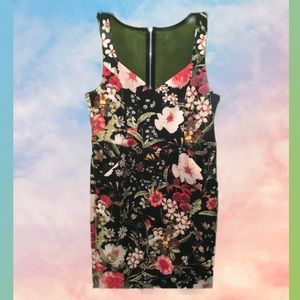 Bisou Bisou Floral Dress 💐💖🥀